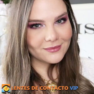 lentes de contacto de color verde