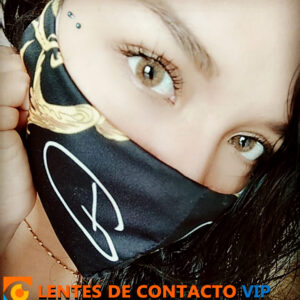 Lentes de contacto de color marron