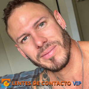 lentes de contacto de color gris