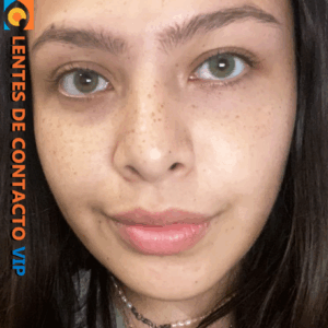 lentes de contacto de color verde