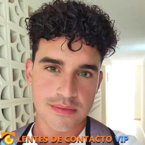 Lentes de contacto de color verde