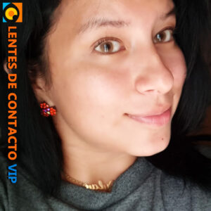 Lentes de contacto de color marron