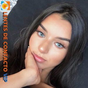 lentes de contacto de color azul