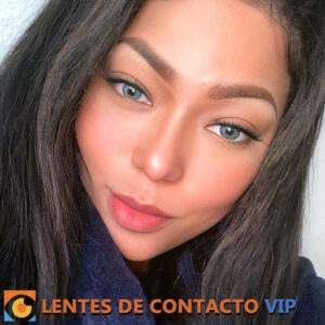 Lentes de contacto de color azul