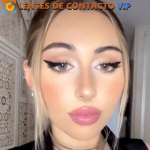 lentes de contacto de color azul